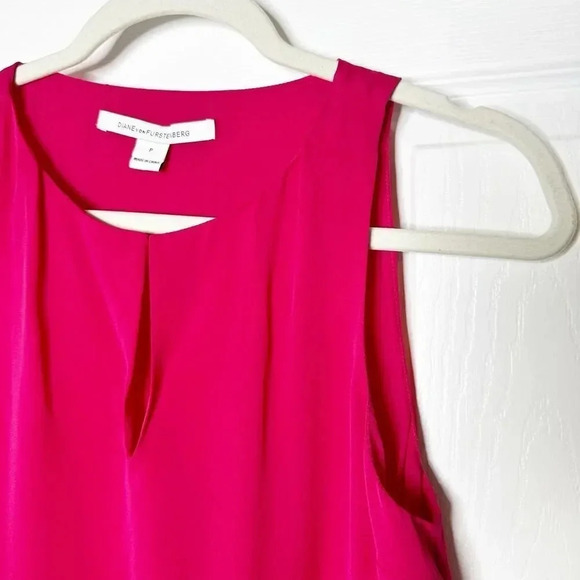 DIANE VON FURSTENBERG Raica‎ 100 % Silk keyhole Pink Sleeveless Top Size P - Picture 3 of 9